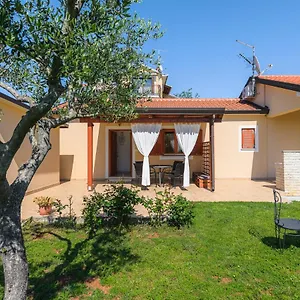 Mima House With Savudrija
